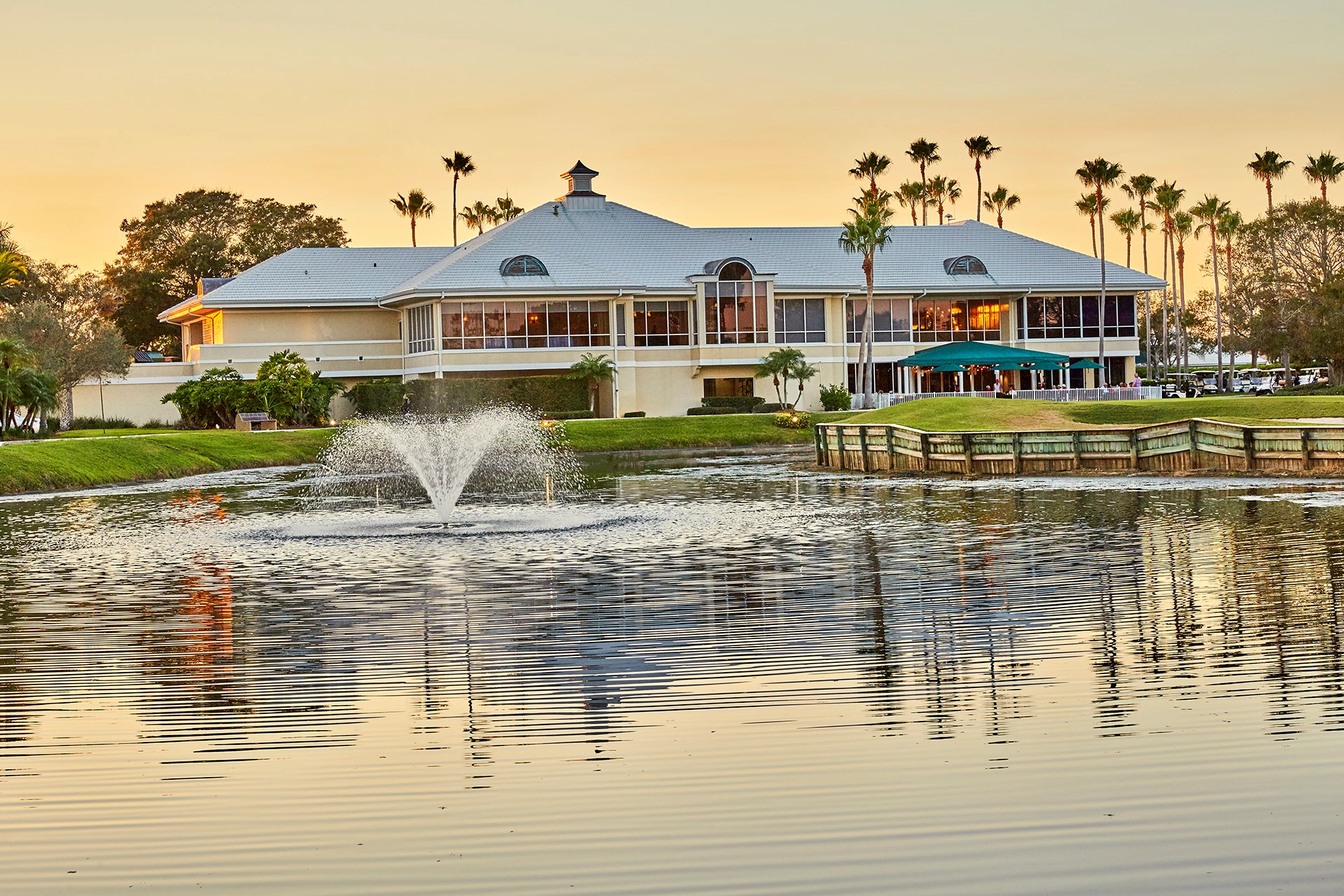 Monarch Country Club - Clubhouse